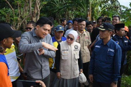 TINJAU WILAYAH TERDAMPAK BANJIR