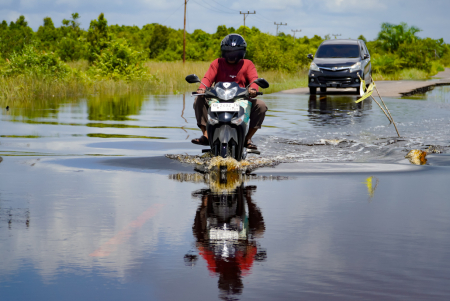 LINTASI GENANGAN BANJIR