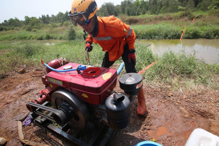 SIAPKAN MESIN POMPA AIR