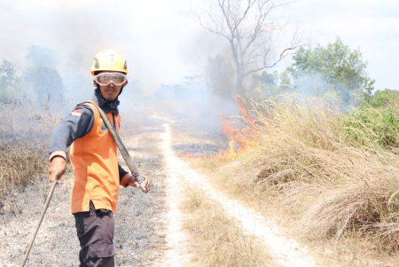 BERSIAP MEMADAMKAN KARHUTLA