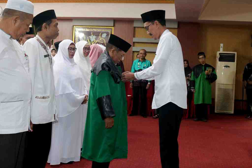 PASANG JUBAH DEWAN HAKIM