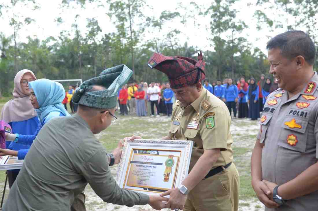 PENGHARGAAN DUKUNGAN CEGAH KARHUTLA