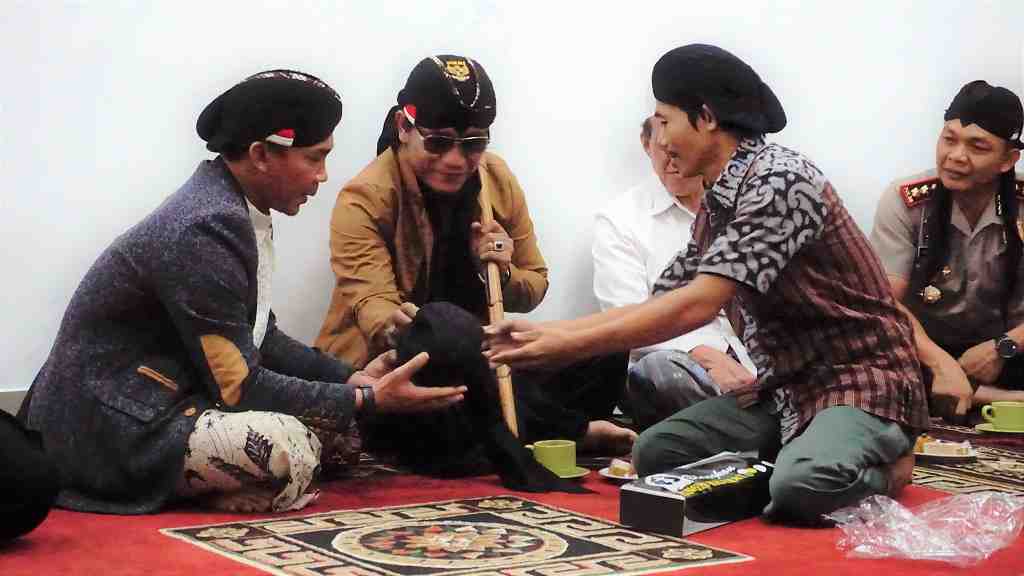  BLANKON KRAMAT BATANG