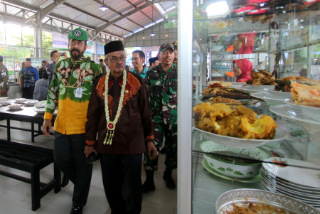PERIKSA MENU KULINER BANJAR