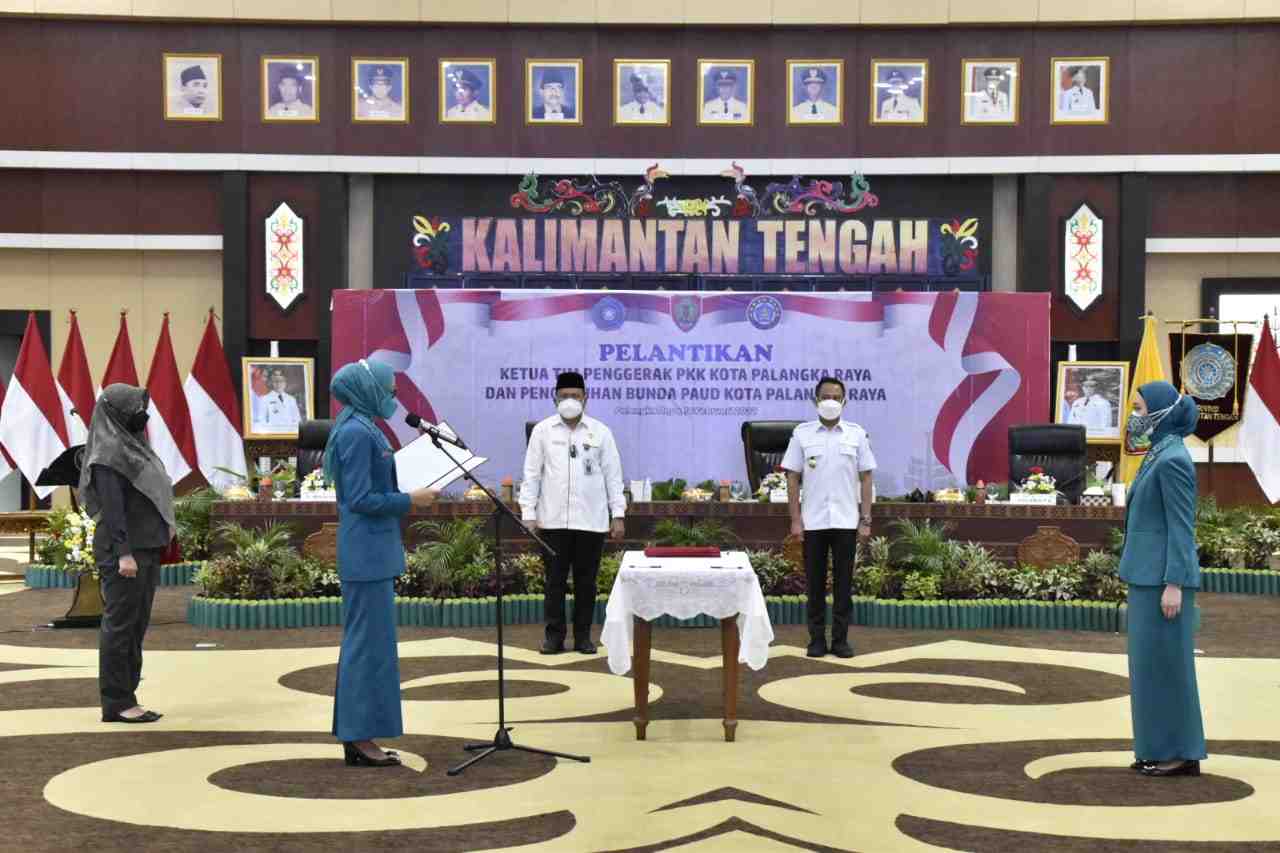 PELANTIKAN KETUA TP.PKK KOTA PALANGKA RAYA