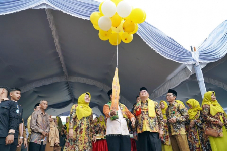 LEPAS BALON