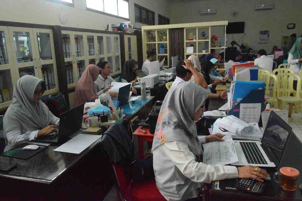 PEGAWAI DISKOMINFO BATANG NGIBAR SPO