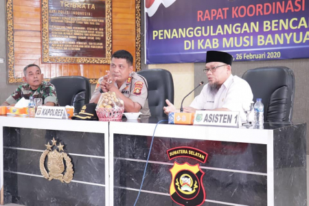 PENANGGULANG BENCANA BANJIR 