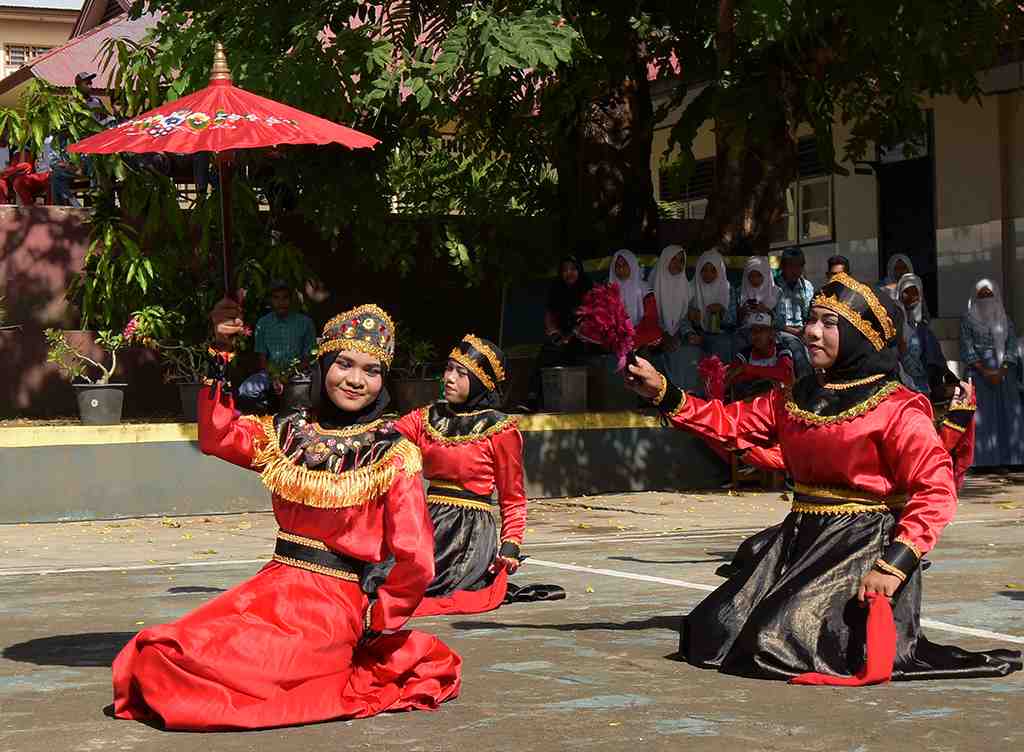 UJIAN PRAKTEK SENI BUDAYA