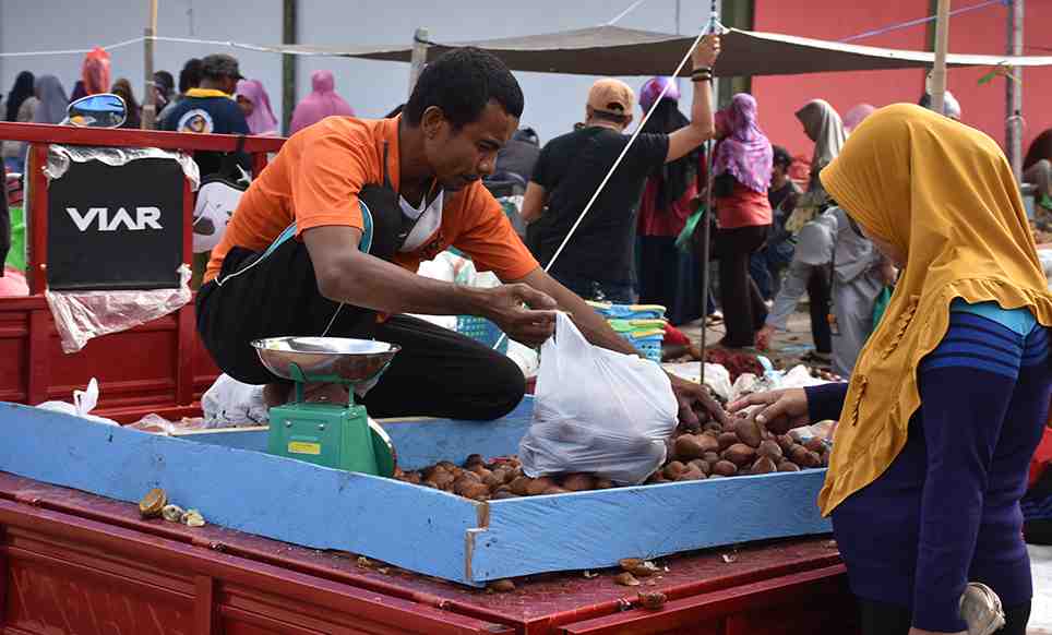 PENJUAL BUAH SALAK