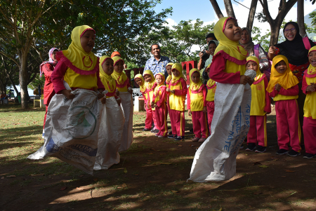 LOMBA BALAP KARUNG