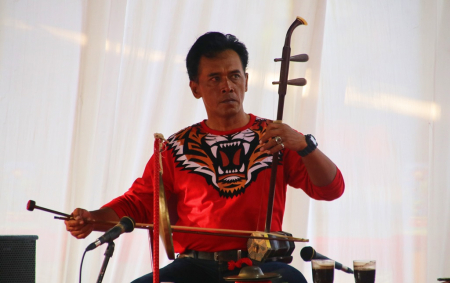MAIN ERHU