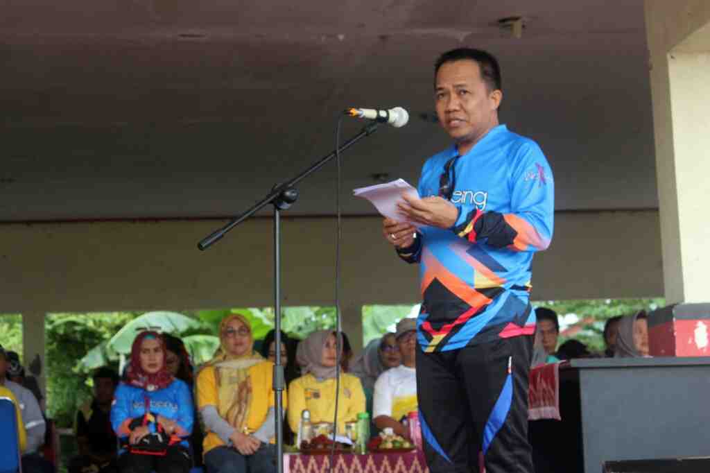 TINGKATKAN KESADARAN UNTUK MENJAGA LINGKUNGAN