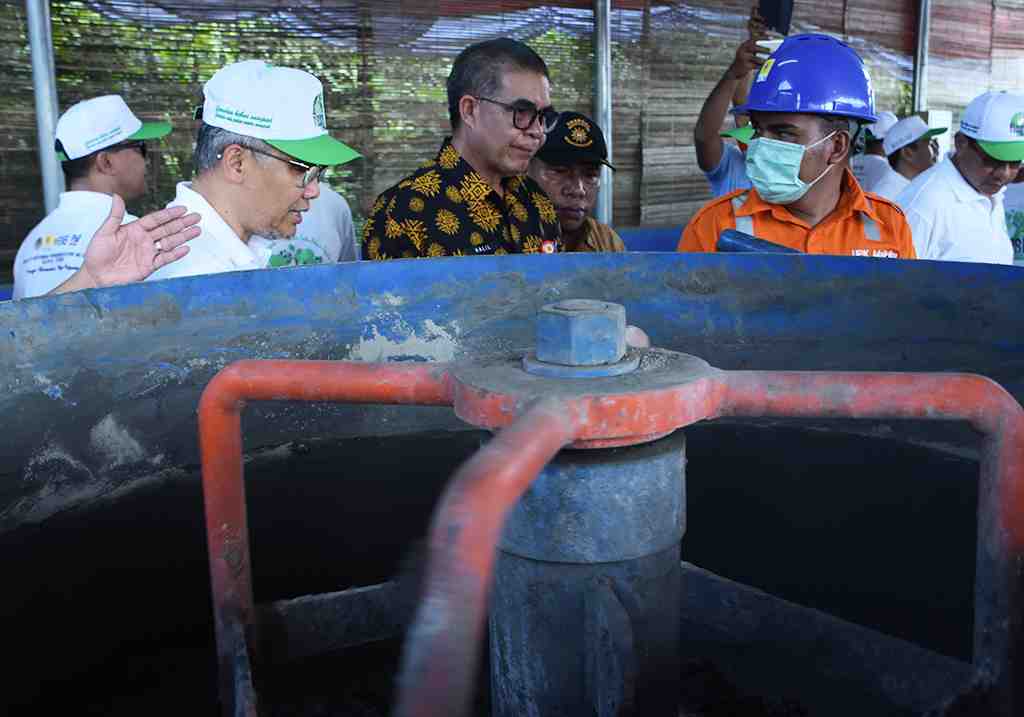 MIXER ADONAN BATAKO DAN PAVING