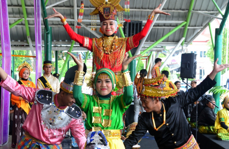 TARI PADUPPA