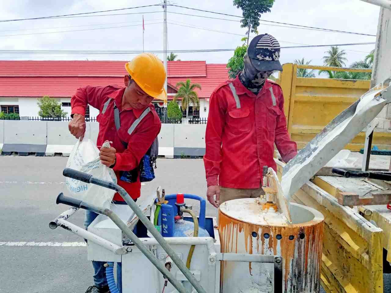 MENUANGKAN GLASS BEAD MARKAH JALAN