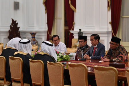 PRESIDEN TERIMA KUNJUNGAN SEKJEN LIGA MUSLIM DUNIA