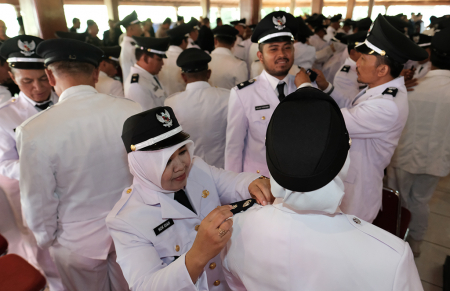 BANTU PASANG PANGKAT