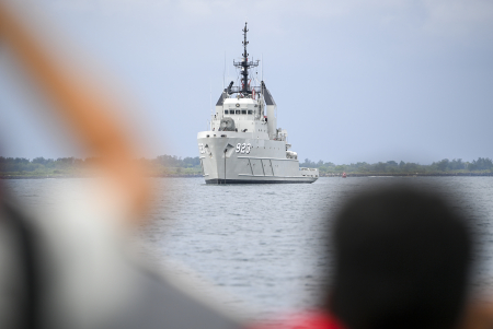 TNI KERAHKAN 13 KRI UNTUK AMANKAN PERAIRAN BALI