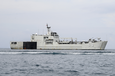TNI KERAHKAN 13 KRI UNTUK AMANKAN PERAIRAN BALI