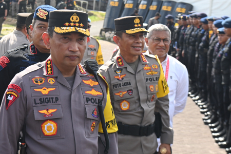 KAPOLRI TINJAU POSKO PENGAMANAN KTT G20
