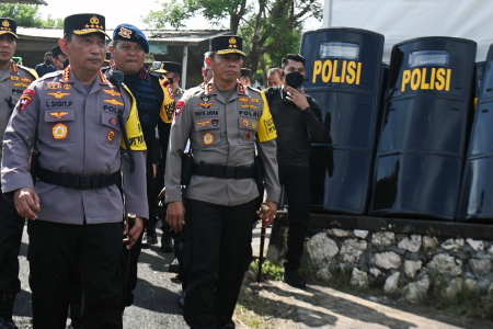KAPOLRI TINJAU POSKO PENGAMANAN KTT G20