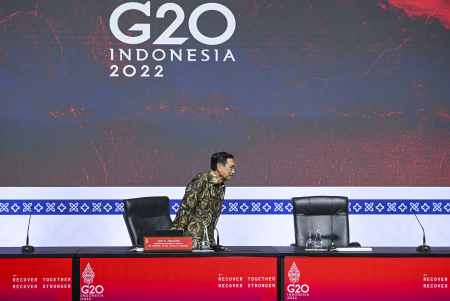 KONFERENSI PERS MENKO MARVES JELANG KTT G20