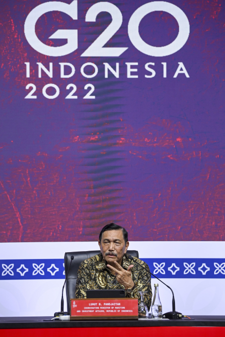 KONFERENSI PERS MENKO MARVES JELANG KTT G20