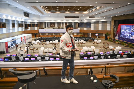 MENKOMINFO TINJAU KESIAPAN MEDIA CENTER KTT G20