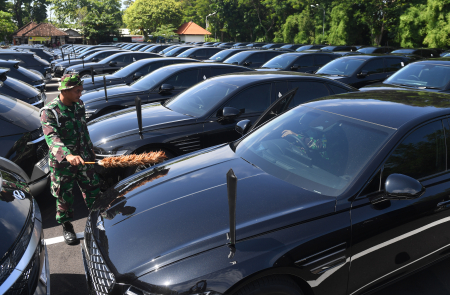 MOBIL LISTRIK KENDARAAN RESMI DELEGASI KTT G20