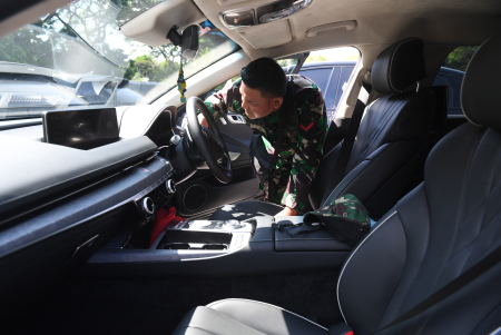 MOBIL LISTRIK KENDARAAN RESMI DELEGASI KTT G20