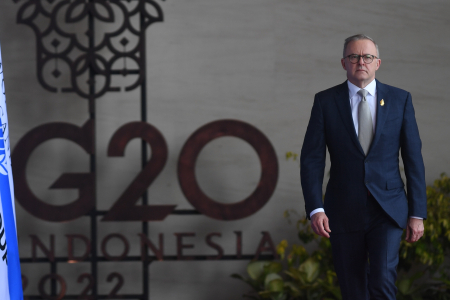 PRESIDEN JOKOWI MENYAMBUT KEDATANGAN PM AUSTRALIA