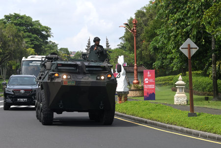 PENGAMANAN AREA PENYELENGARAAN KTT G20