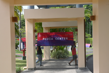 PERSIAPAN MEDIA CENTER KTT G20
