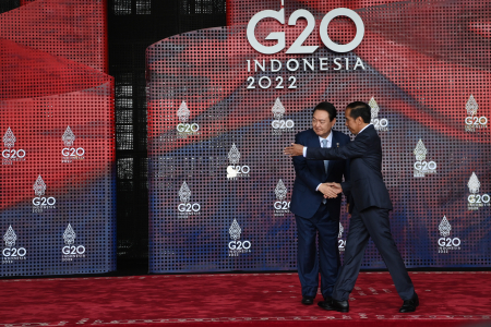 PRESIDEN JOKOWI SAMBUT PRESIDEN KOREA SELATAN