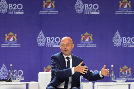 SESI PLENO KEENAM B20 SUMMIT INDONESIA 2022