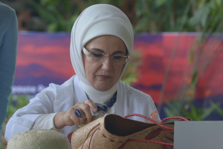 SPOUSE PROGRAM KTT G20 INDONESIA