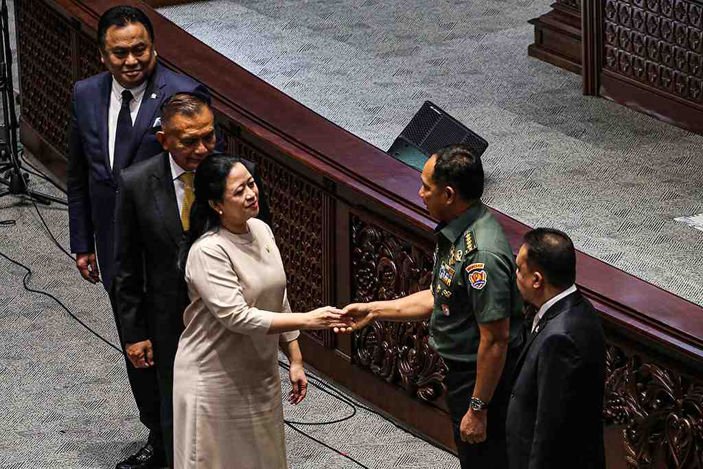 DPR TETAPKAN AGUS SUBIYANTO SEBAGAI PANGLIMA TNI