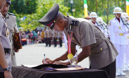 TANDA TANGAN BERITA ACARA BINTARA POLRI