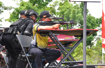 BIDIK SASARAN TEMBAK