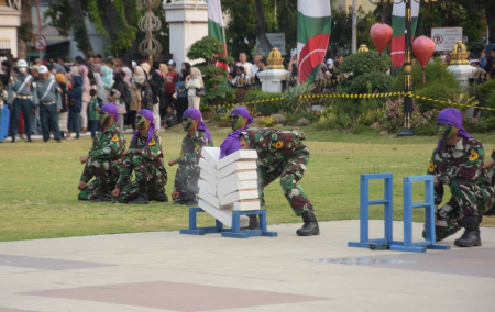 ATRAKSI PRAJURIT KODIKMAR TNI AL