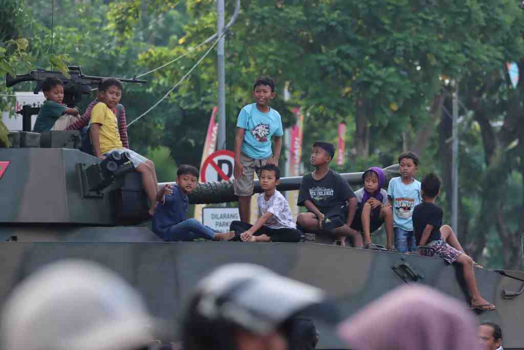PAMERAN ALUTSISTA TNI AD