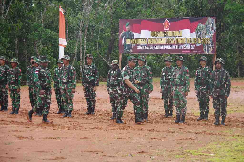 PENUTUPAN TMMD KE 118 DI BOEVEN DIGOEL 