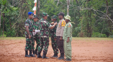 PELEPASAN TANDA PESERTA TMMD