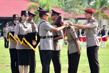 PENGALUNGAN MEDALI DIKTUKBA