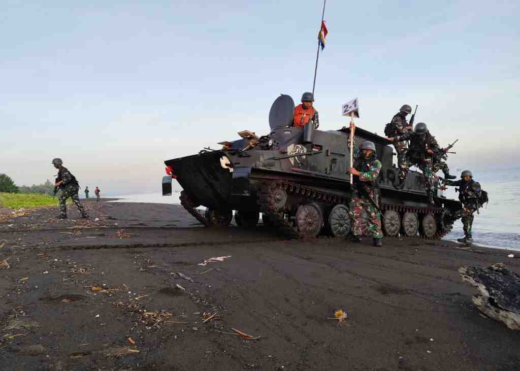LATIHAN OPERASI TRISILA TNI AL