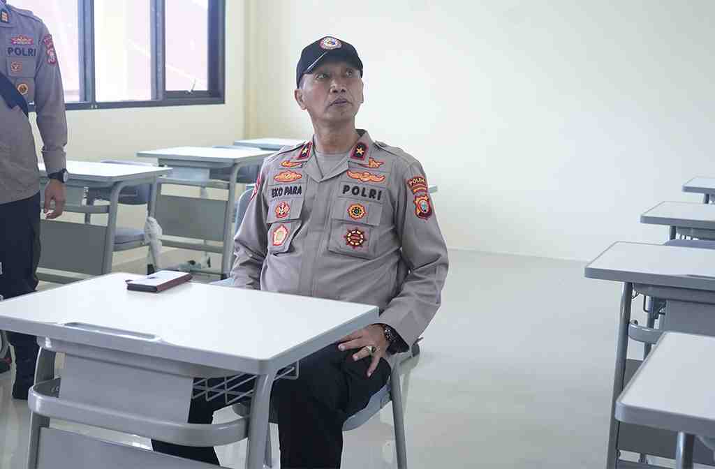 TINJAU RUANG KELAS SPN