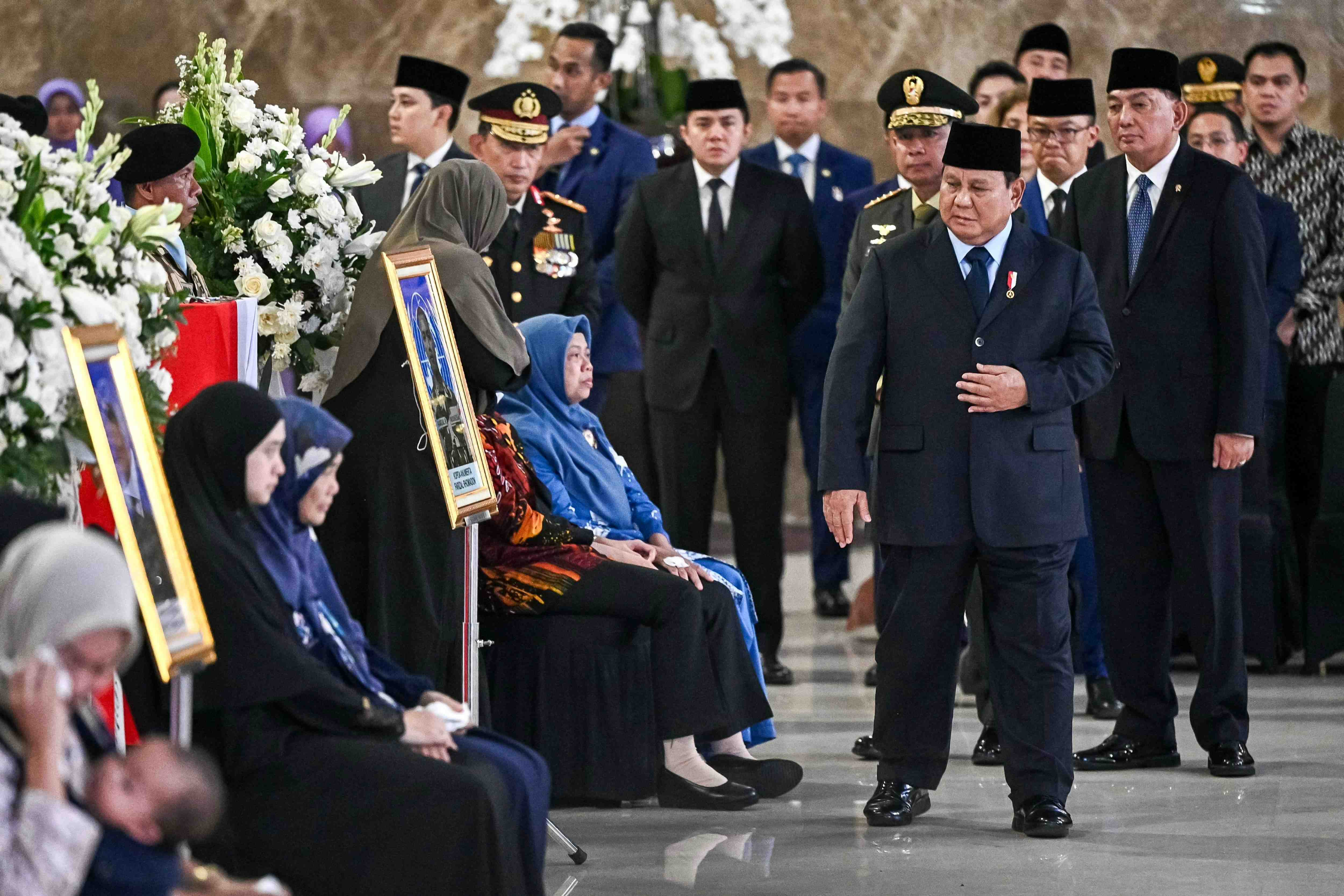 PENGHORMATAN JENAZAH PASUKAN PERDAMAIAN UNIFIL
