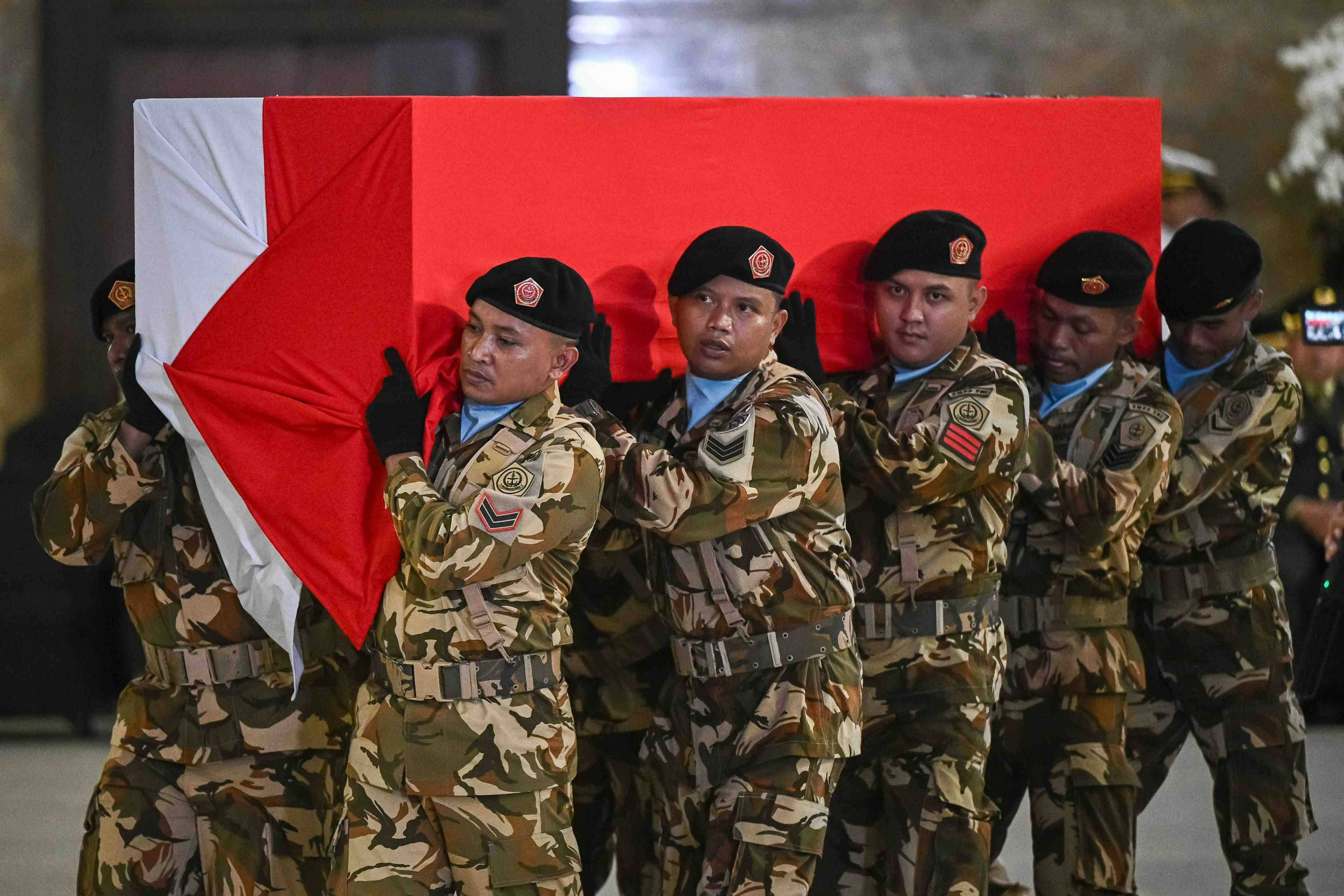 JENAZAH PASUKAN PERDAMAIAN UNIFIL TIBA DI TANAH AIR