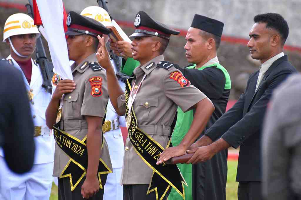 SUMPAH DAN JANJI ANGGOTA POLRI